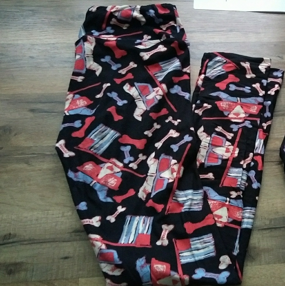OS Lularoe dog leggings